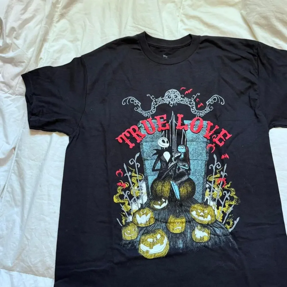 Nightmare before christmas black graphic tee sz m whimsigoth emo hot topic‎